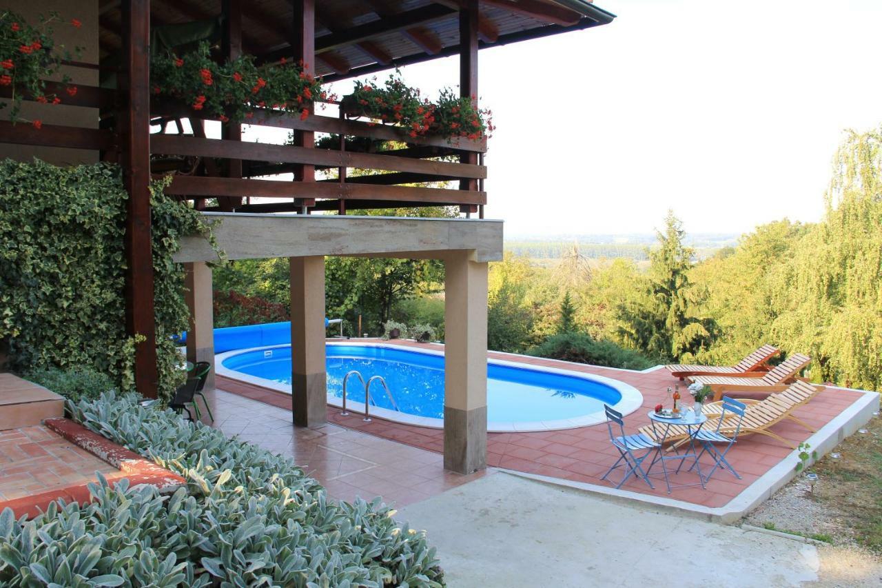 Holiday Home Nina Petrinja Exterior photo